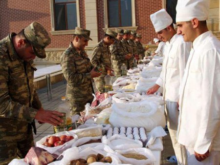 Azərbaycan ordusunda YENİLİK: hərbçilərə pul əvəzinə ərzaq veriləcək