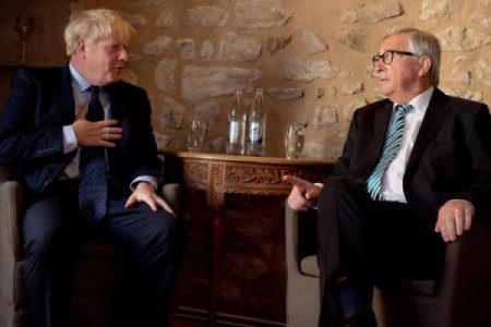 “Brexit”in baş verəcəyi üçün kədərlənirəm” - Avropa Komissiyasının Prezidenti