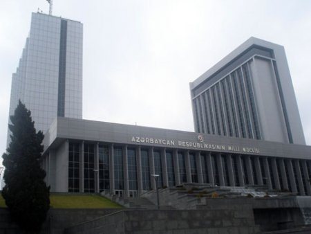 Deputatlar bu gün nələri müzakirə edəcək?