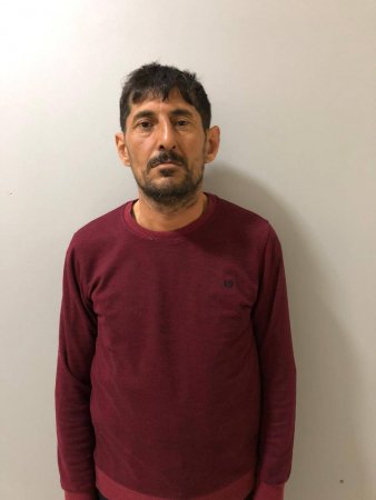 Axtarışda olan şəxsin üstündə qumbara tapıldı