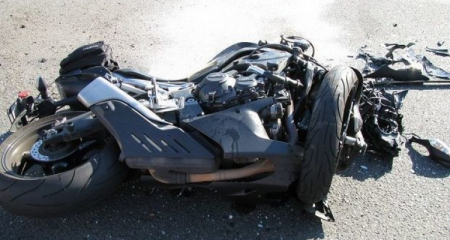 Bakıda piyadanı motorsiklet vurdu