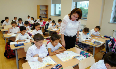 Azərbaycanda dərslər noyabrda başlayır? - RƏSMİ CAVAB