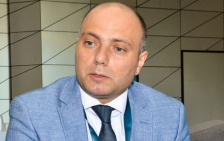 Anar Kərimov 2 əsas şöbəyə müdir TƏYİN ETDİ
