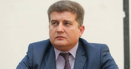 Deputat: “Gömrük Komitəsi ayrıca qurum kimi ləğv edilməlidir”