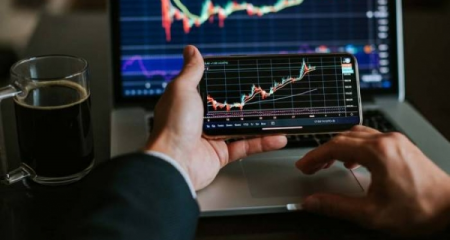 Türkiyə iqtisadiyyatı 10% kiçilib