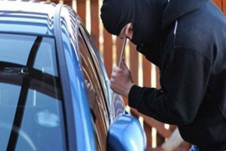 Qonşusunun avtomobilini oğurlayan şəxs saxlanıldı - FOTO