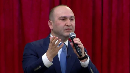 "Xəzər" TV-nin daha bir aparıcısı telekanaldan ayrıldı