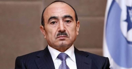 Əli Həsənov xəstəxanadan qaçıb? – Müalicə aldığı klinika “burada deyil” dedi