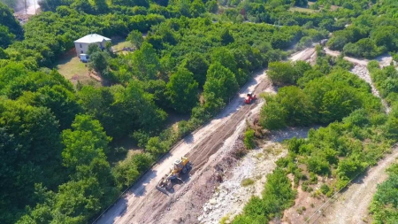 11 yaşayış məntəqəsini birləşdirən yeni yol tikilir (FOTO)