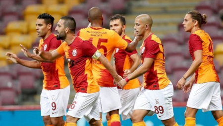 “Qalatasaray“ sabah Bakıya gələcək