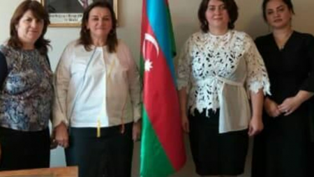 Məktəb direktoru və müavinləri cəzalandırıldılar
