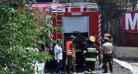 Bakıda tikiş sexində yanğın olub