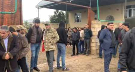Tovuz şəhidi ilə vidalaşır - Foto, Video