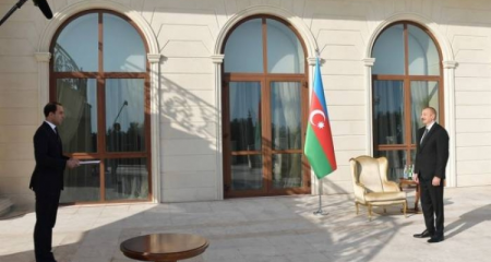 Prezident İlham Əliyev İsveç səfirinin etimadnaməsini qəbul edib