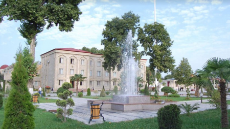 Başçı müavininin maşın kolleksiyası: özü danışdı - FOTOLAR