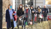 Britaniyada koronavirus səbəbindən qaydalar yenidən sərtləşir