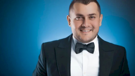 Murad Arif fləşmob sayəsində Orduya 652 min manat ianə topladı