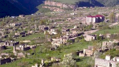 Kəlbəcər rayonundan 80 minə yaxın məcburi köçkün var