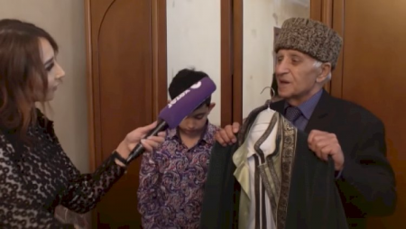 Dədə Süleyman Şuşada geyinmək üçün kostyum tikdirib - Video