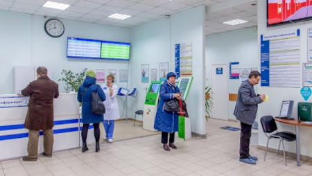 Poliklinikalar gücləndirilmiş iş rejiminə keçib