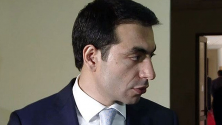 Ermənistanda müdafiə nazirinin daha bir müavini istefa verdi