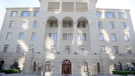 Nazirlik hərbi xidmətdən tərxislə bağlı vətəndaşlara müraciət edib