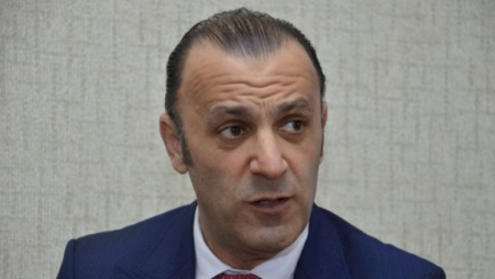 “Nə gizlədim, pulum tükənib...“ - Faytonçu Nazim