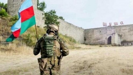 Şuşanın azad edilməsini Ali Baş Komandana məruzə edən xüsusi təyinatlı kimdir? - FOTO