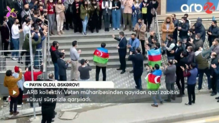 Telekanal qazisini böyük coşqu ilə qarşıladı, avtomobil hədiyyə edildi - VİDEO