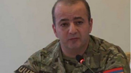 Erməni nazir Moskvaya çağırıldı: Qarşısına siyahı qoyuldu