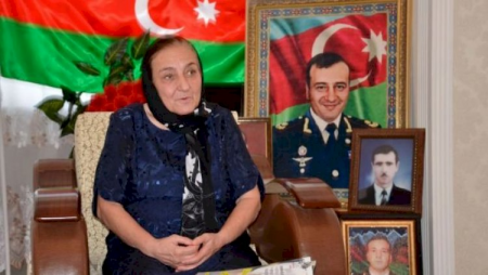 Polad Həşimovun anası Prezidentə təşəkkür etdi - Video