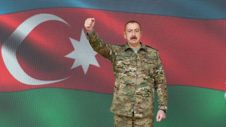 Azərbaycan tarixinin ən parlaq mərhələsini yaşayır