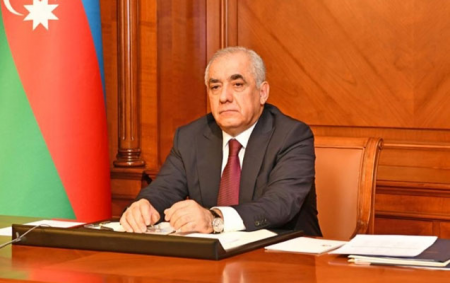 Baş nazir parlamentdə büdcə müzakirəsinə qatıldı