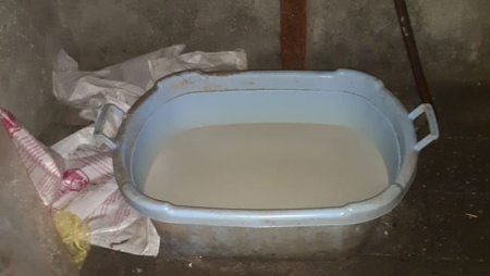 Süd və saçaqlı pendir hazırlanan müəssisələrdə xoşagəlməz mənzərə - FOTOLAR