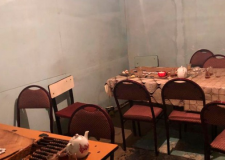 Karantini pozan daha bir çayxana aşkarlandı