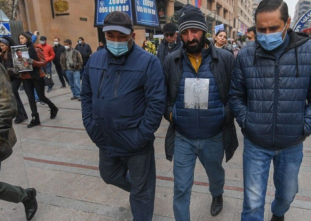 Ermənistanda əsgər ailələri aksiya keçirdi