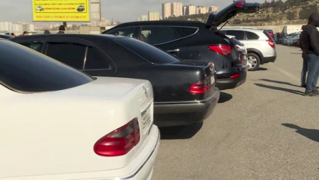Maşın bazarı 1 illik aradan sonra açıldı: Yeni qiymətlər- Video