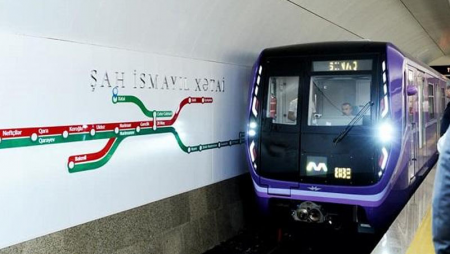 Tədris başladı, avtobuslarda sıxlıq artır: metro açılacaqmı?