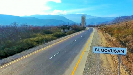Vəzifəli şəxslər işğaldan azad edilmiş ərazidə qəzaya düşdü