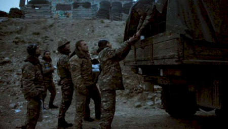 Ermənistan tikinti materialları adı altında Qarabağa əsgər daşıyırmış... - Video