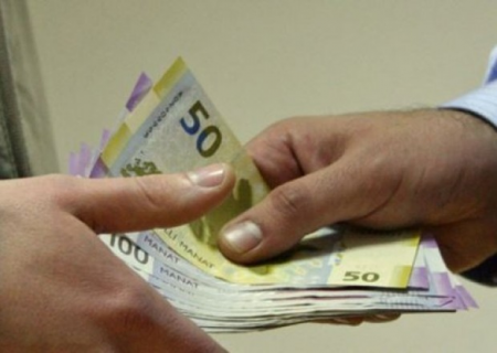 Bakıda ata və oğlu 55 min manatlıq dələduzluq etdi