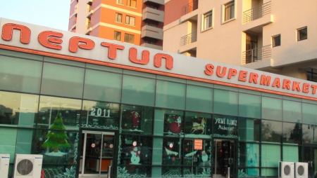 Alıcılar “Neptun Market”i Allaha həvalə edir- Vergi Xidməti marketdə baş verənləri görmür ?