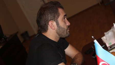 İki gün öncə atasını itirən əməkdar artist yardım istədi: Anama kömək edin - VİDEO