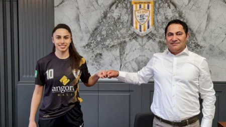 Millimizin futbolçusu Türkiyə klubuna keçdi