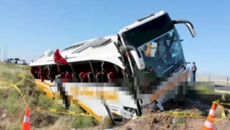 Məktəbliləri daşıyan avtobus qəzaya uğradı, 27 nəfər öldü