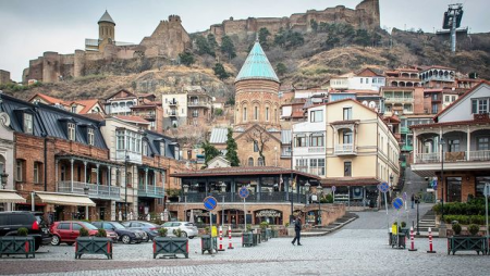 Gürcüstanda uşaqlar arasında koronavirus yayıldı: Bağçalar bağlandı