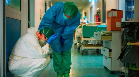 "Yoluxanların sayının 1000-ə çatması artıq həyəcan təbilidir" - İnfeksionist