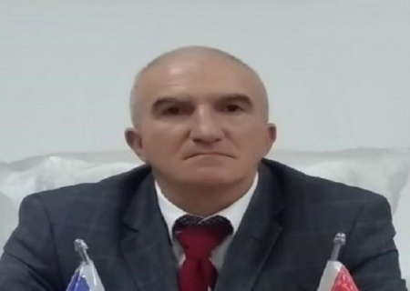 Azərbaycanda partiya sədri məhkəmədə qandallandı