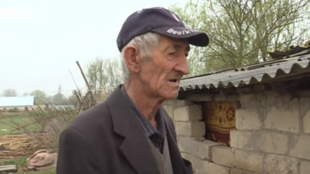 Azərbaycanda qadın 71 yaşlı ərini və iki azyaşlı uşağını atıb ƏRƏ GETDİ (Video)