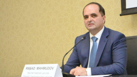 Operativ Qərargahın eksperti sərt karantinin ANONSUNU VERDİ